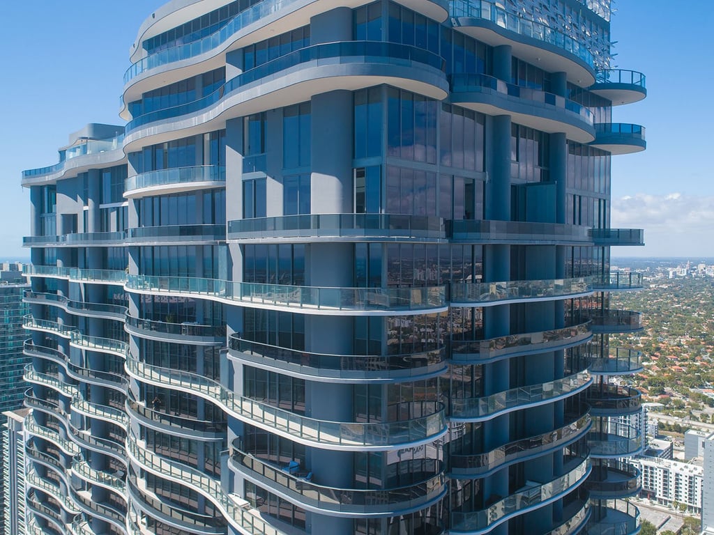 Brickell Flatiron, Brickell property management