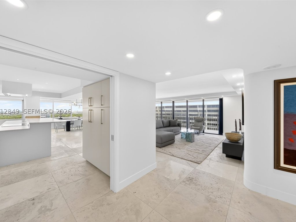 Grove Isles Tower I, Coconut Grove property management