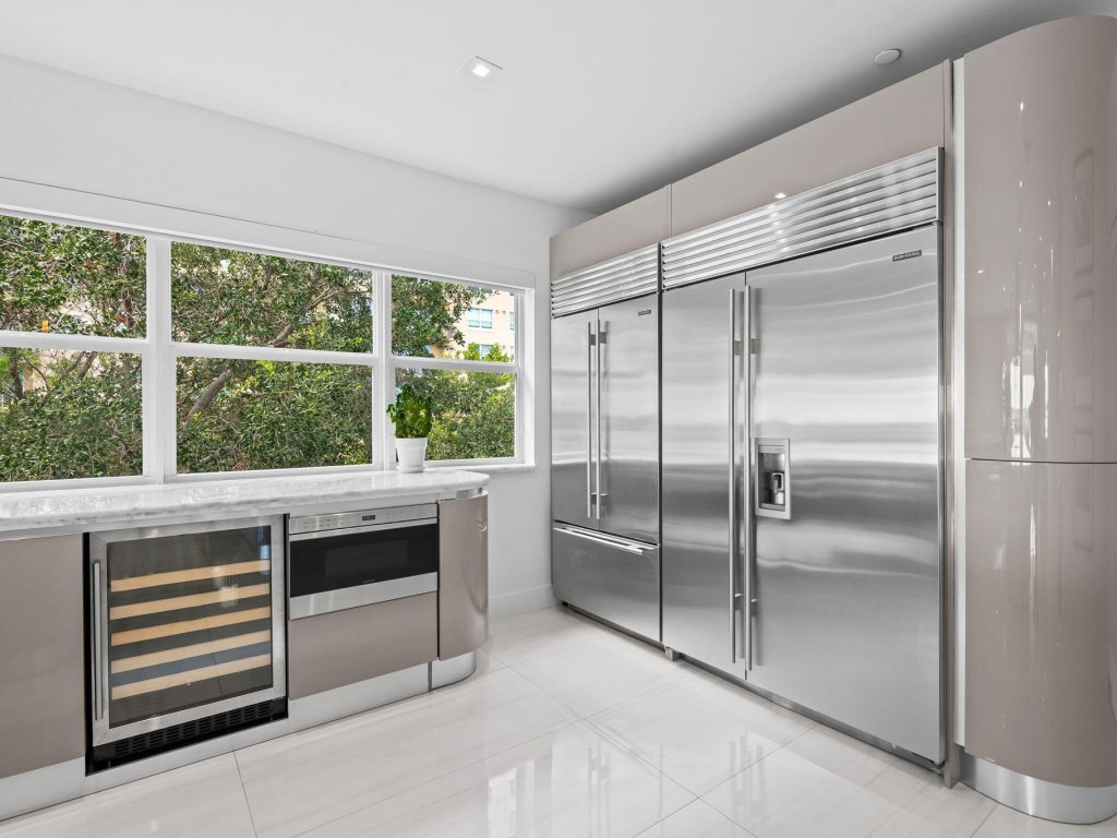 Villas of Sunrise Bay, Fort Lauderdale property management