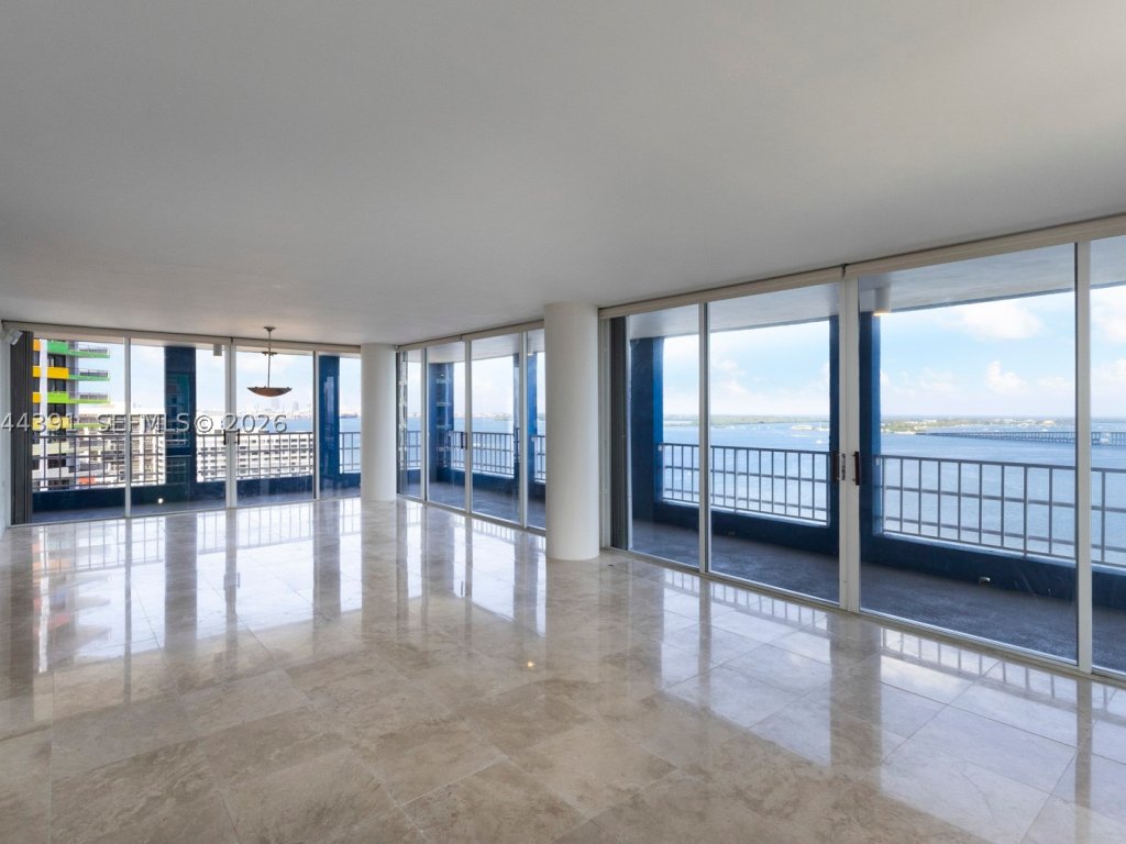 Imperial at Brickell, Brickell property management