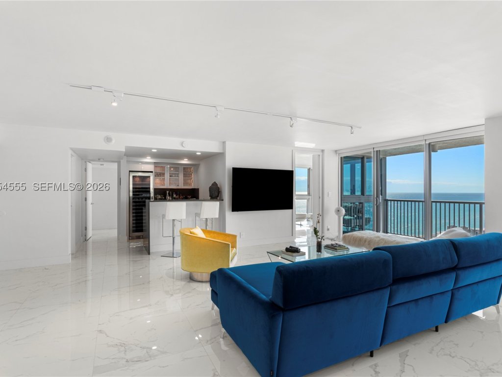 Mirasol Ocean Towers, Miami Beach property management