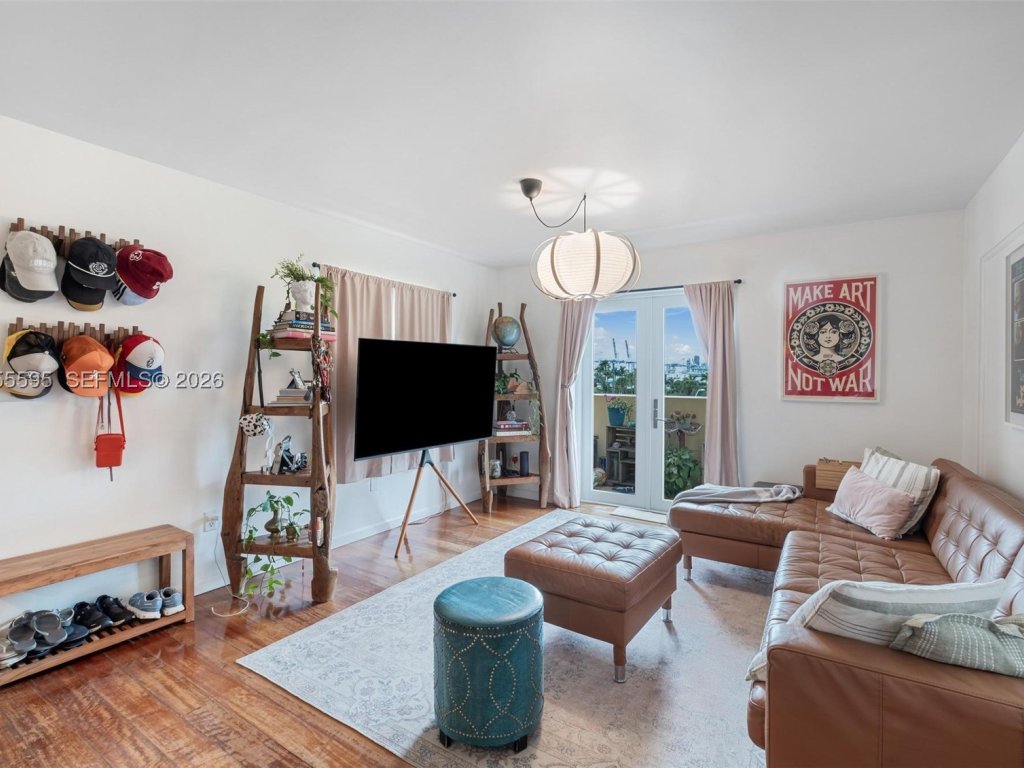 The Ambassadors, South of 5th (SoFi) property management