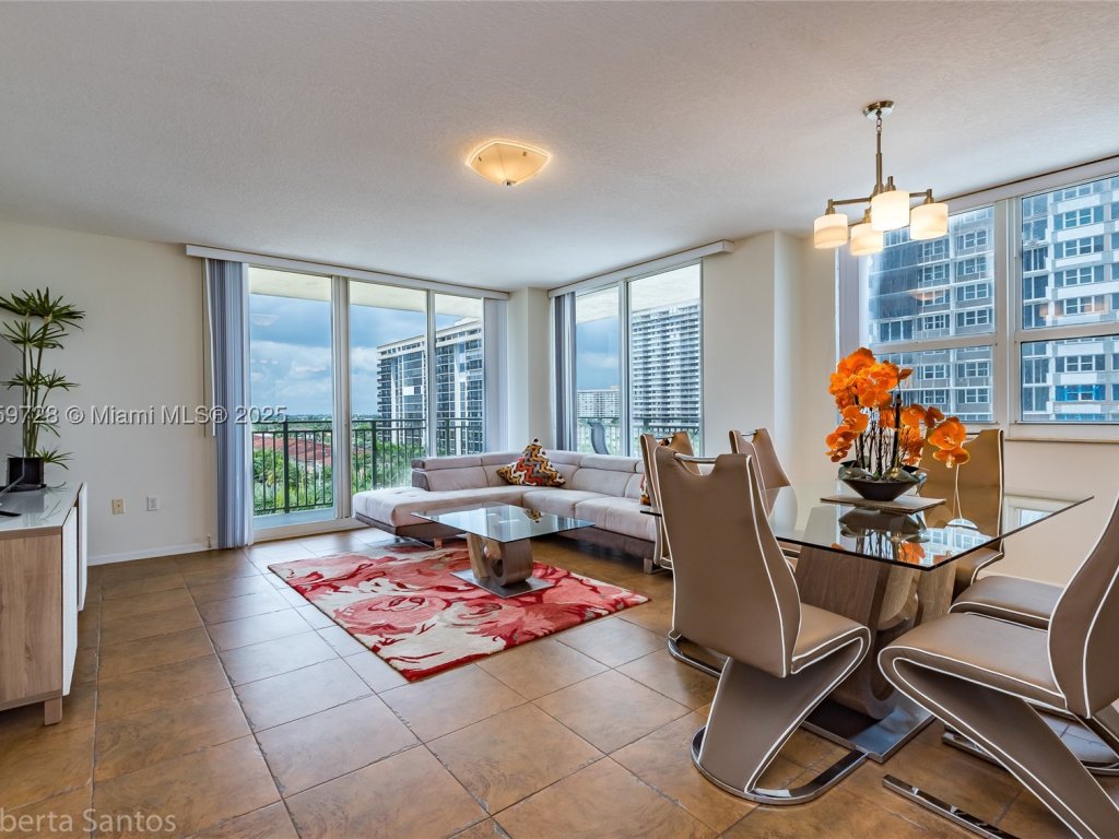 2080 Ocean Drive, Hallandale Beach property management