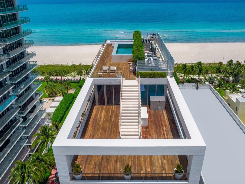 Beach House 8, Miami Beach property management