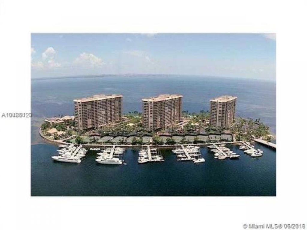 Grove Isles Tower III, Coconut Grove property management