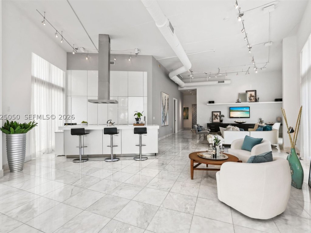 The Meridian Lofts, Miami Beach property management