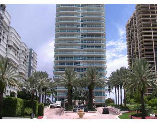 The Palace, Bal Harbour property management