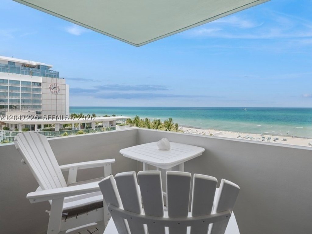 Triton Towers, Miami Beach property management