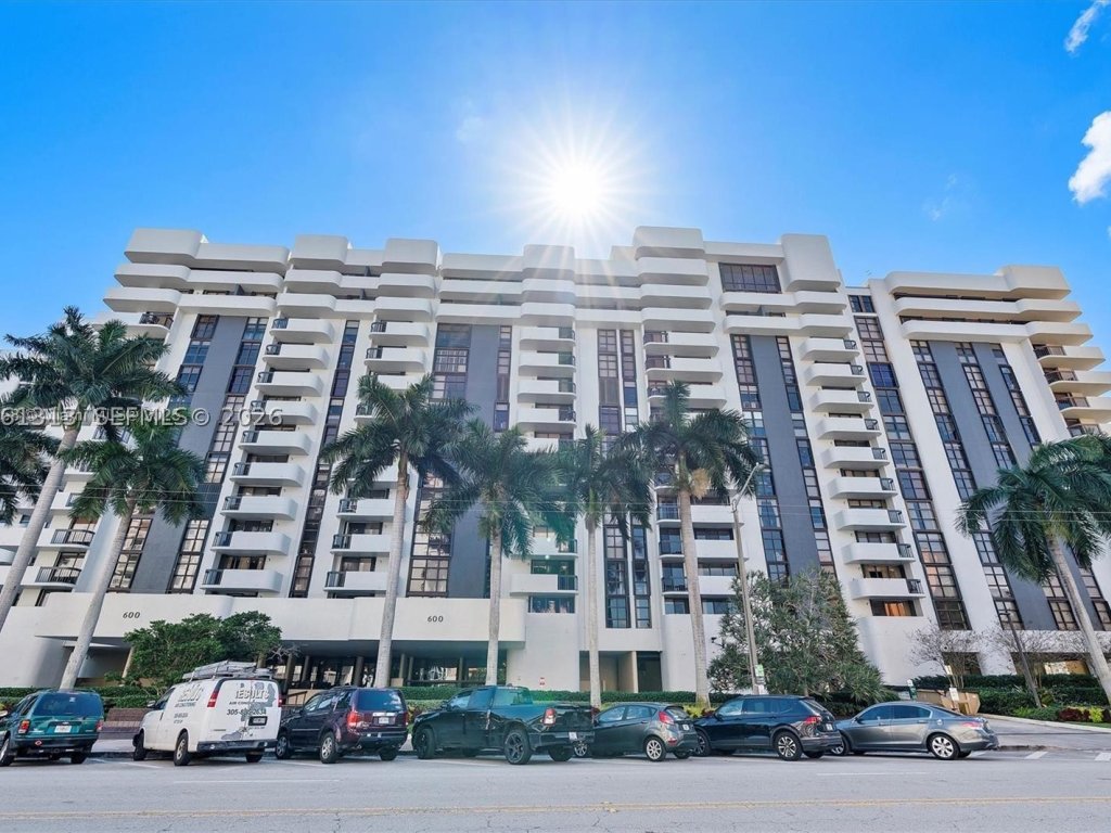 Biltmore II, Coral Gables property management