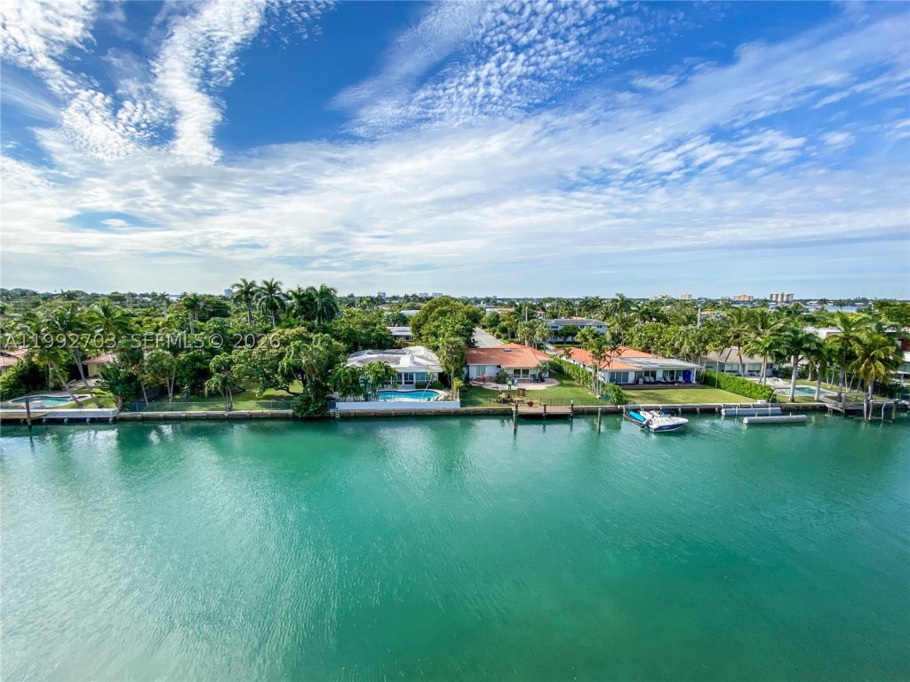 Guildford House, Bay Harbor Islands property management