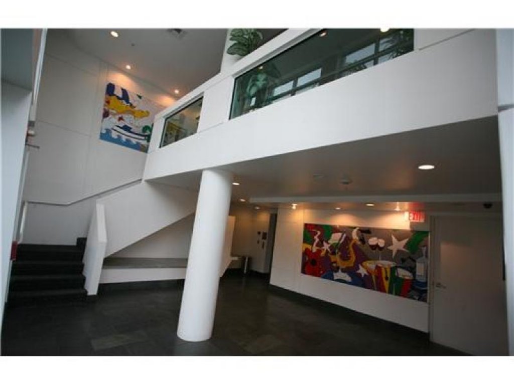 Le Nautique At Haulover, Bay Harbor Islands property management