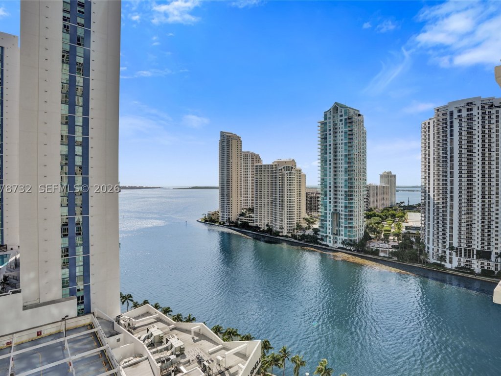 Met 1, Downtown Miami property management
