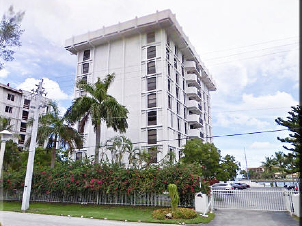 1600 South Bayshore Lane, Coconut Grove property management