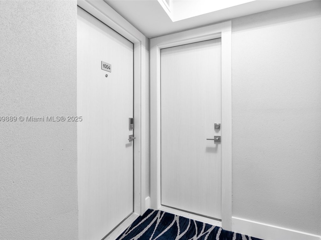 La Mer Estates, Hallandale Beach property management