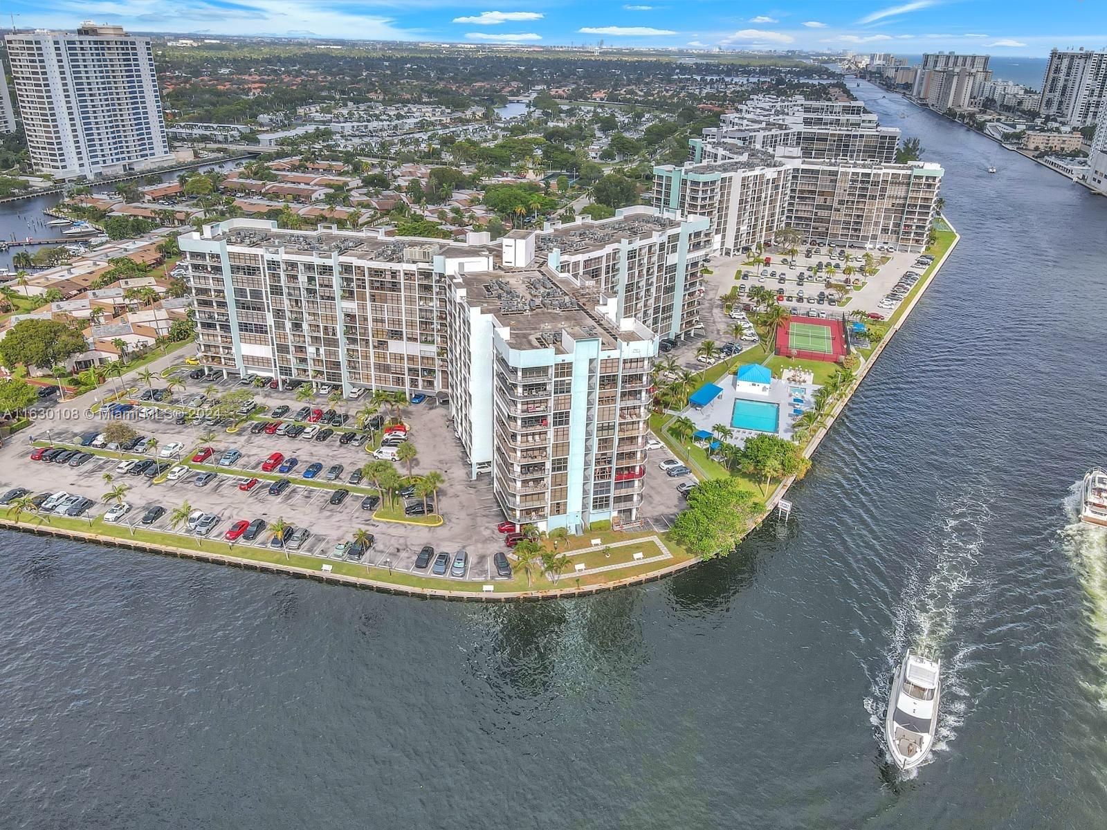 200 Leslie, Hallandale Beach property management