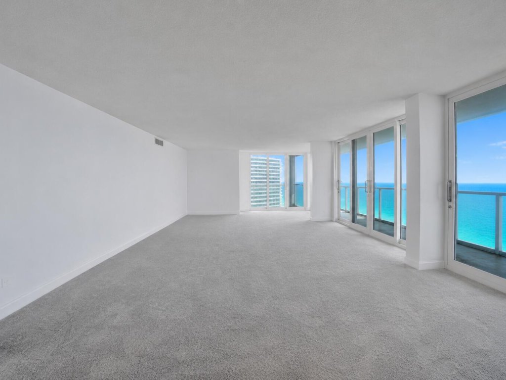 Plaza East, Fort Lauderdale property management