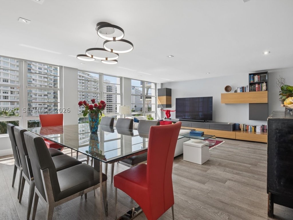 Fifty Six Sixty, Miami Beach property management