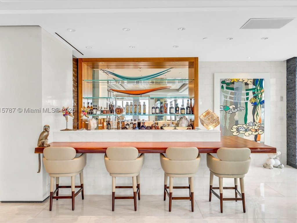 Grand Bay Tower, Key Biscayne property management