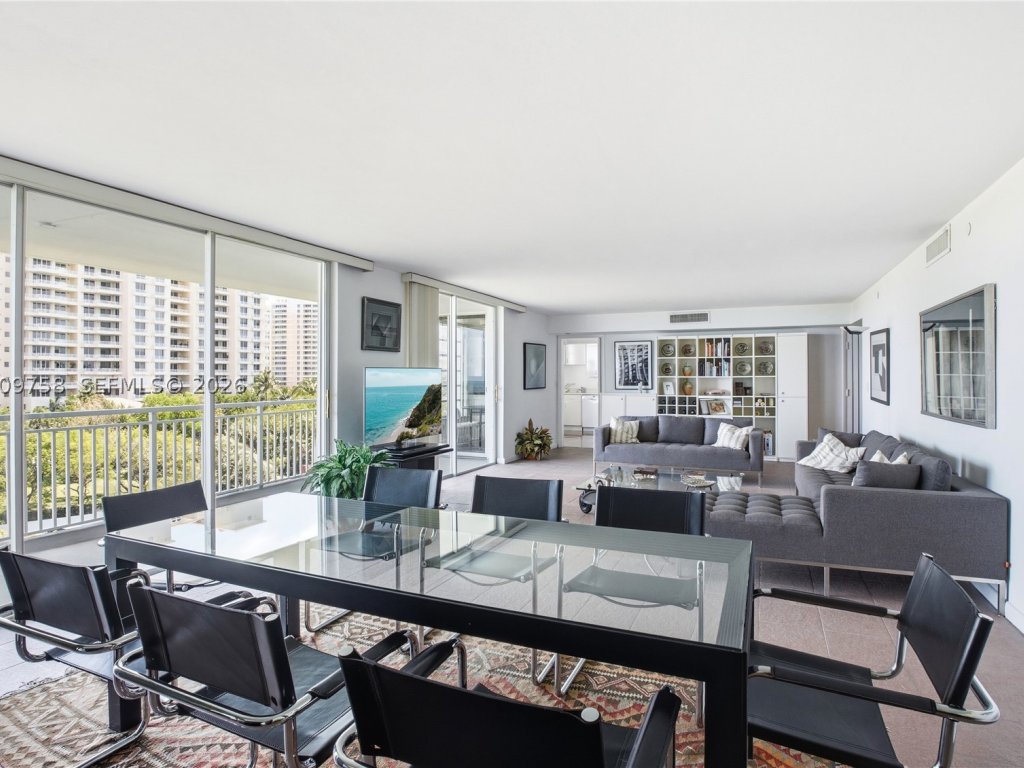 Sands of Key Biscayne, Key Biscayne property management