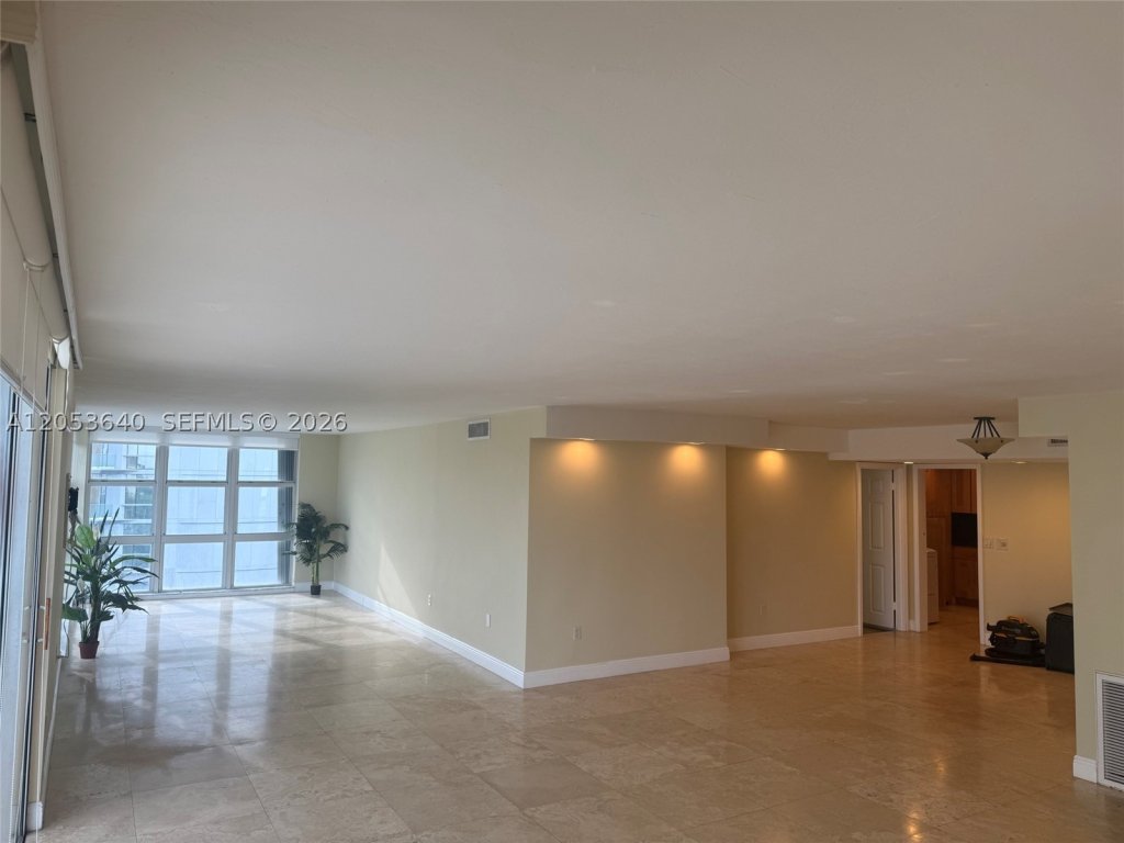 Brickell 25, Brickell property management