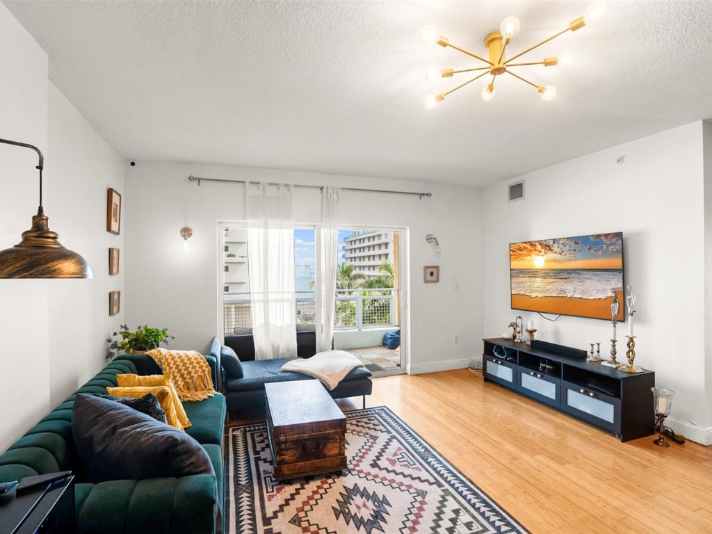 Bahia Biscayne, Midtown Miami & Edgewater property management