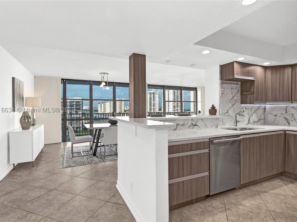 Oceanview Park, Hallandale Beach property management
