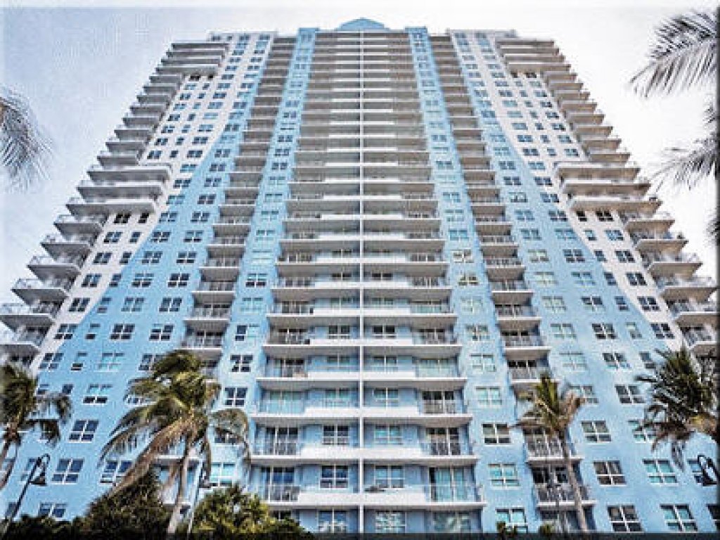 Yacht Club at Brickell, Brickell property management