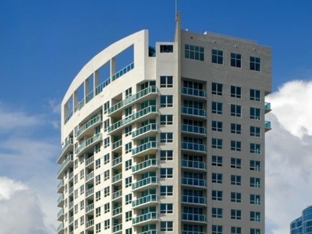 350 Las Olas Place, Fort Lauderdale property management