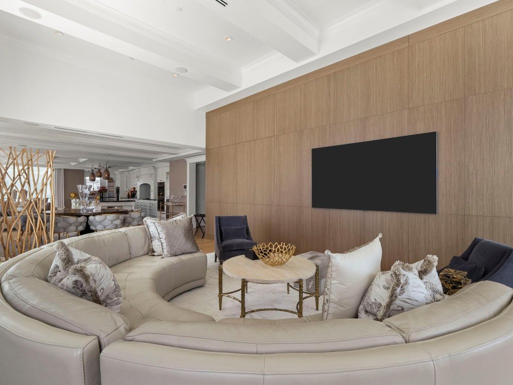 350 Las Olas Place, Fort Lauderdale property management