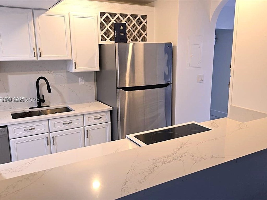 Embassy Towers, Fort Lauderdale property management
