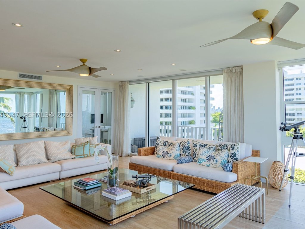 Island House, Key Biscayne property management