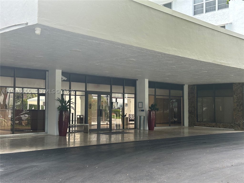 The Imperial Manor, Bay Harbor Islands property management